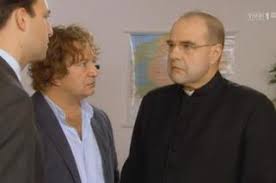 Ranczo wilkowyje to pełna ciepła i dużej dawki humor opowieść o życiu małej wsi wilkowyje, do której pewnego dnia. Ranczo 7 Sezon Odc 88 Ksiadz I Kusy Aresztowani Proboszcz Nokautuje Prokuratora Zdjecia Super Express Wiadomosci Polityka Sport