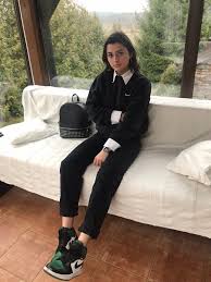 Air Jordan 1 Pine Green Outfit In 2020 Jordan Outfits Womens Jordan Outfits Pine Green Outfit