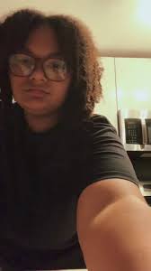 Violet Thornton (@vjthornton3)