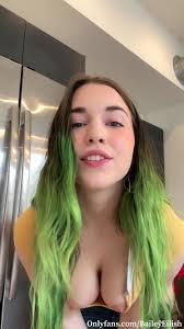 Watch online Bailey Eilish aka Baileyeilish OnlyFans - Brand new roommate  roleplay JOI, prepare to stroke your cock to your bestfriends girlfriend  seducing on X-video