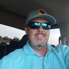 Eric Webster's Instagram, Twitter & Facebook