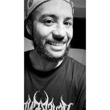 Andrew Travis (@brownc0w) • Instagram photos and videos