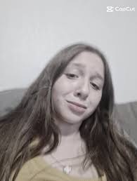 Girl Talking about Hamburger Hoo Ha