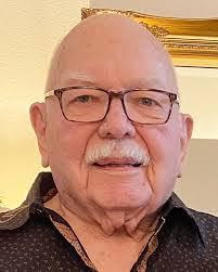 Chris Edlund's Instagram, Twitter & Facebook