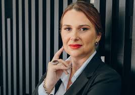 Oficina do Estilo objetiva promover autoconhecimento e empoderamento às  mulheres