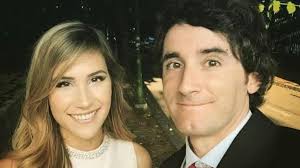 Lana LeStrange, @helloimlana o lana Holmes (igual que Sherlock que guay :D)  es una youtuber amante a todo lo relacionado con la saga de Harry Potter  incluyendo a las actuales películas de