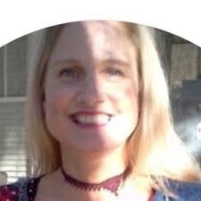 Melanie Mizell's Instagram, Twitter & Facebook