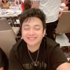 Cindy Gabbard's Instagram, Twitter & Facebook