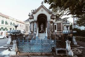 Jun 22, 2021 · maria, din iași. Monumentul Sfanta Maria Heritage Of TimiÈ™oara