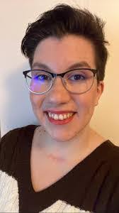 Darla Beeson's Instagram, Twitter & Facebook