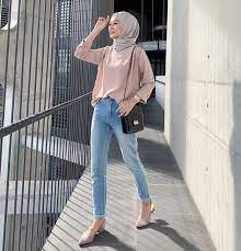 Malaysia, country of southeast asia, lying just north of the equator, that is composed of two noncontiguous regions: 280 Malaysian Hijabi Fashion Styles And Outfit Ideas In 2021 Hijabi Fashion Hijabi Fashion