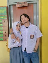 Maybe you would like to learn more about one of these? Netflixable 100 Halal A Soapy Almost Edgy Dramedy From Islamic Indonesia Movie Nation