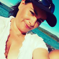 Janet Rosas (@ChichitaJanet)