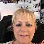 Vonda Richards's Instagram, Twitter & Facebook