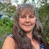 Anne Wingate's Instagram, Twitter & Facebook