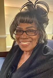 Dwight Bolden's Instagram, Twitter & Facebook