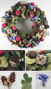 Free knitting pattern for a warm chunky cardigan. Free Knitting Pattern For Woodland Wreath Designed By Frankie Brown This Knitted C Knitted Flowers Animal Knitting Patterns Christmas Knitting Patterns Free