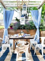 Holz Pergola Mit Vorhangen 50 Ideen Fur Sichtschutz Im Garten Pergola Pergola Holz Und Holzpergola