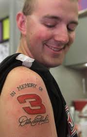 PHOTOS: Fans react to Dale Earnhardt's death after 2001 Daytona 500 crash