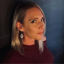 April Lorraine's Instagram, Twitter & Facebook