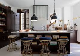 Un Appartement Marseillais Qui Chante Le Sud Appartement Decoration Maison Dessiner Meuble