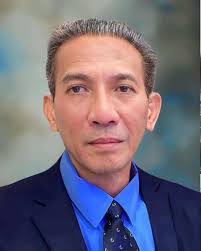 Dung Tien's Instagram, Twitter & Facebook