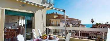 Scegli tra 1.500 case vacanze: Case Per Ferie E Appartamenti Vacanze Turismo Diano Marina