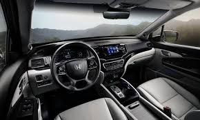 Edmunds also has honda civic pricing, mpg, specs, pictures, safety features, consumer reviews and more. Honda Passport Vs Honda Pilot Specs Dimensions Capability 2021 2020 2019