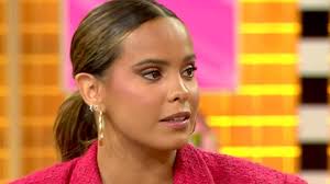 Gloria Camila se estrenó en 'Fiesta' con respuesta a Ana María Aldón y una sincera Emma García: "Pensaba que eras una borde"