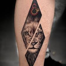 Üçgenin üç noktası herhangi üç anlamla ilişkilendirilebilir: Yaptigimiz Calismalar Ankara Tattoo Ankara Dovme Ankara Dovme Silme Ankara Piercing