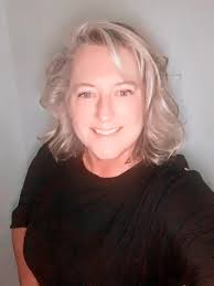 Cheryl Tolbert's Instagram, Twitter & Facebook