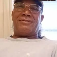 Happy birthday to my little sis Caubresha Smith love you and enjoy your day.