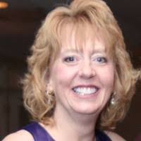 Karen Daum's Instagram, Twitter & Facebook