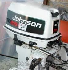 Prima parte del rimessaggio di un motore fuoribordo 2 tempi, andremo a cambiare la girante e a fare manutenz. Johnson 25cv Ma Nessuno Ha Il Mio Stesso Modello 499cm3