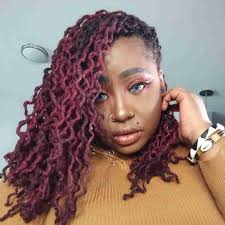 Tonia Murray Cosmetologist