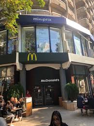 Pełna lista produktów dostępna na mcdonalds.pl. Mcdonald S Piata Romana Review Of Mcdonald S Bucharest Romania Tripadvisor