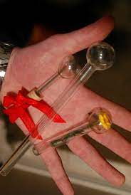 Man Says Novelty Love Roses Feed Drug Problem The Spokesman Review
