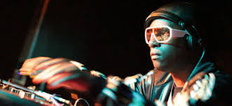 Zed Bias ft. Sam Frank “Night Lovers (Scratcha DVA Soule:Power remix)”  audio