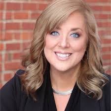 Lisa Ohler's Instagram, Twitter & Facebook