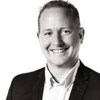 Hendrick Lee's Instagram, Twitter & Facebook