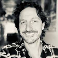 Tony Vitale (@iamtonyv)