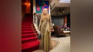 Siti nurhaliza during the launch of simplysiti in june 2011. Deretan Bisnis Siti Nurhaliza Ada Kosmetik Dan Minuman Kesehatan Cantik Tempo Co