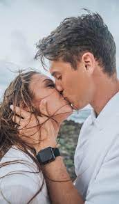 Unique Couples Photos Windy Kiss Couples Photos Beach Engagement Photos Lds Couples Hawaii Engageme Cute Couples Kissing Couples Beach Photography Couples Lips