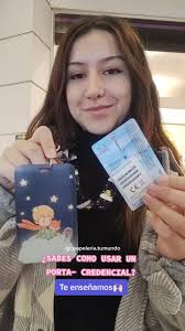 Cómo Meter Mi Credencial Al Porta Credenciales
