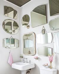 Place your vanities on the sideways and let the dark brown colors of the vanities give a nice contrast to the light colored wall. 25 Bathroom Lighting Ideas Best Bathroom Vanity Lighting Ideas