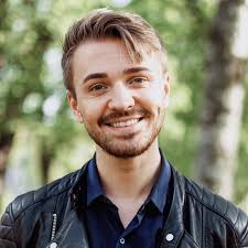 Watch popular content from the following creators: Ny Sesong Med Bloggerne Kommer Varen 2020 Med Tre Nye Profiler Tv 2
