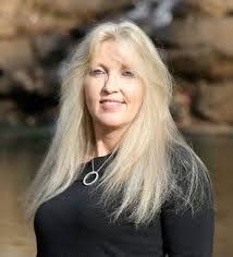 Pamela Cansler's Instagram, Twitter & Facebook