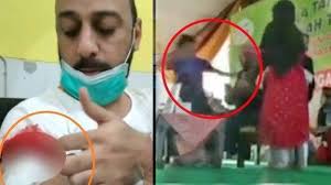 Umur 44 tahun) adalah pendakwah dan ulama berkewarganegaraan indonesia. Kronologi Syekh Ali Jaber Ditusuk Saat Mengisi Kajian Tubuh Bersimbah Darah Tangan Dijahit 10 Tribunnewsmaker Com