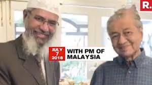 Ulama asal india itu menegaskan bahwa dirinya bukan seorang rasis. Malaysia Rewards Zakir Naik Provides Him Land And Time Slot For His Peace Tv Channel Youtube