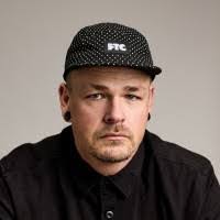 Amy Krone's Instagram, Twitter & Facebook